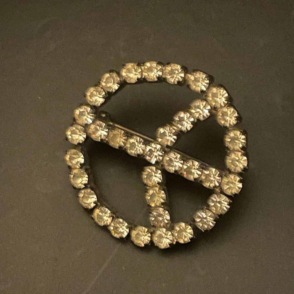 Pin - Picture 3 of 3